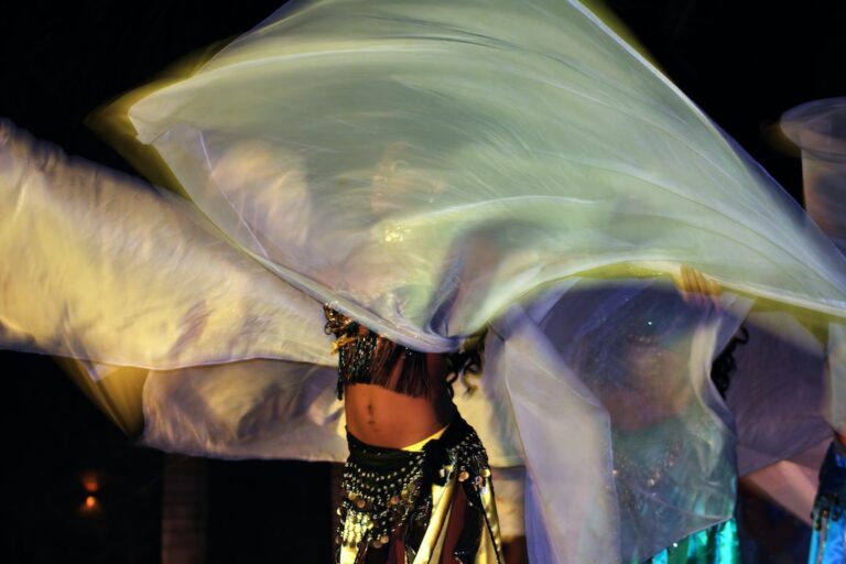 Danza del ventre: i segreti per eseguire movimenti fluidi e suggestivi