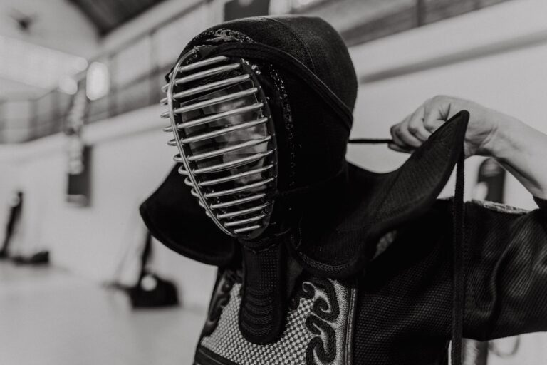 Kendo: Storia e Tecniche Base del famoso Arte Marziale Giapponese