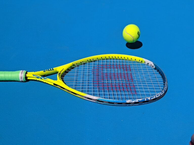 5 esercizi per migliorare la coordinazione occhio-mano nel tennis