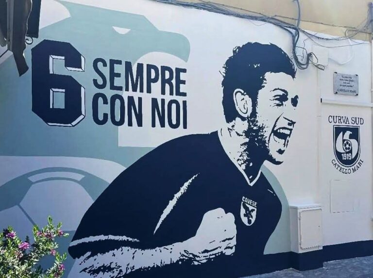 Catello Mari, il murales rinasce: Cava rinnova la memoria